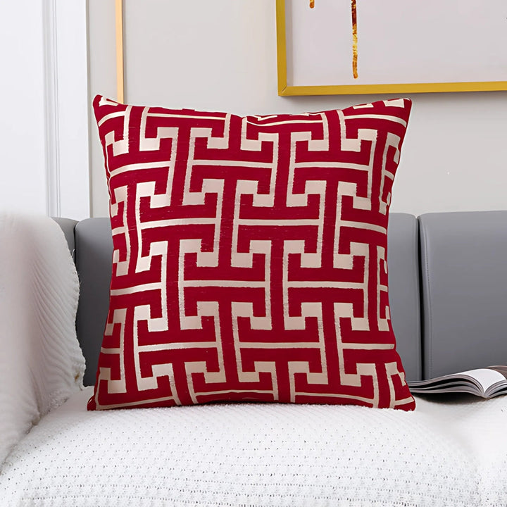 Lisslune | Timeless Maze Pattern Cushion Cover