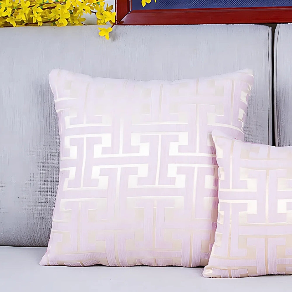 Lisslune | Timeless Maze Pattern Cushion Cover