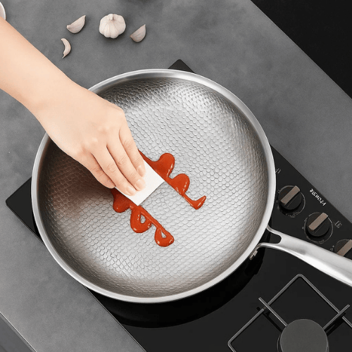 Lisslune | Titanium Pan – Forged Titanium Frying Pan Without Coating, Scratch Resistant and Heat Resistant
