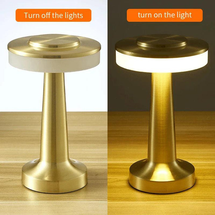 Lisslune | AuraMetal - Nordic-Inspired Table Lamp