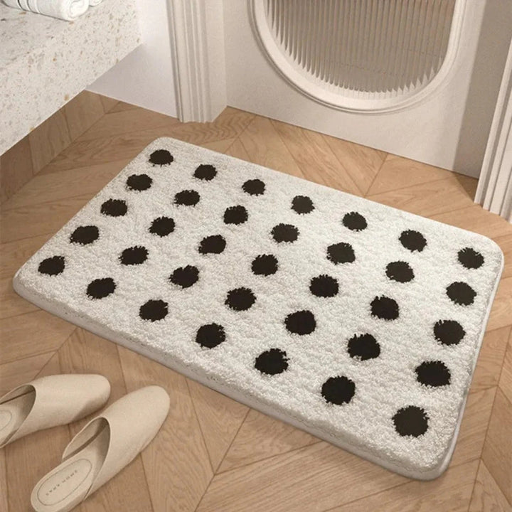 Lisslune | Tufted Plush Polka Dot Bath Mat