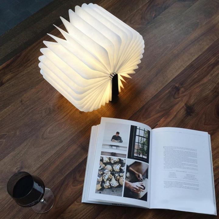 Lisslune | Lumio Style LED (Folding) Book Lamp!