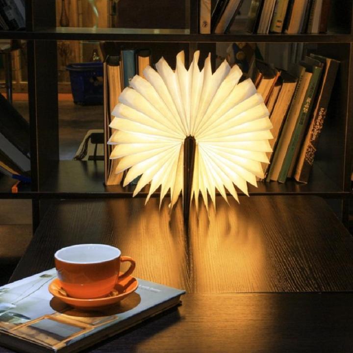Lisslune | Lumio Style LED (Folding) Book Lamp!