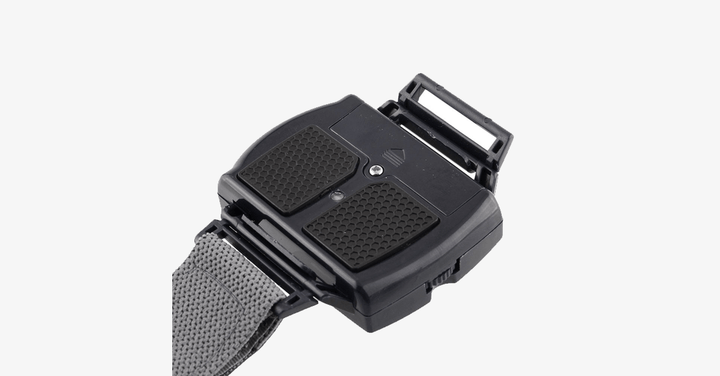 Lisslune | Everyday Micro Pulse Wristband to Reduce Snoring