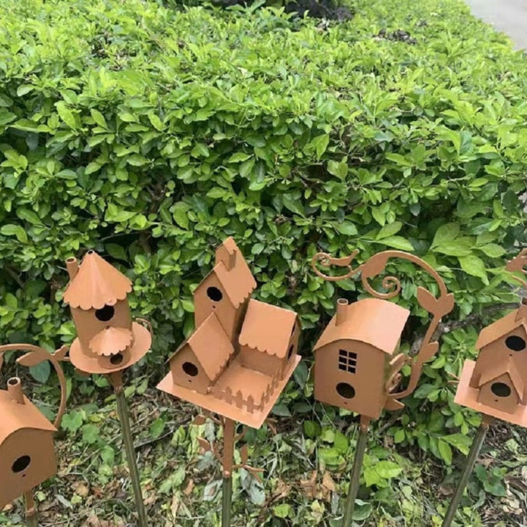 Lisslune | BirdHaven decorative birdhouse for the garden