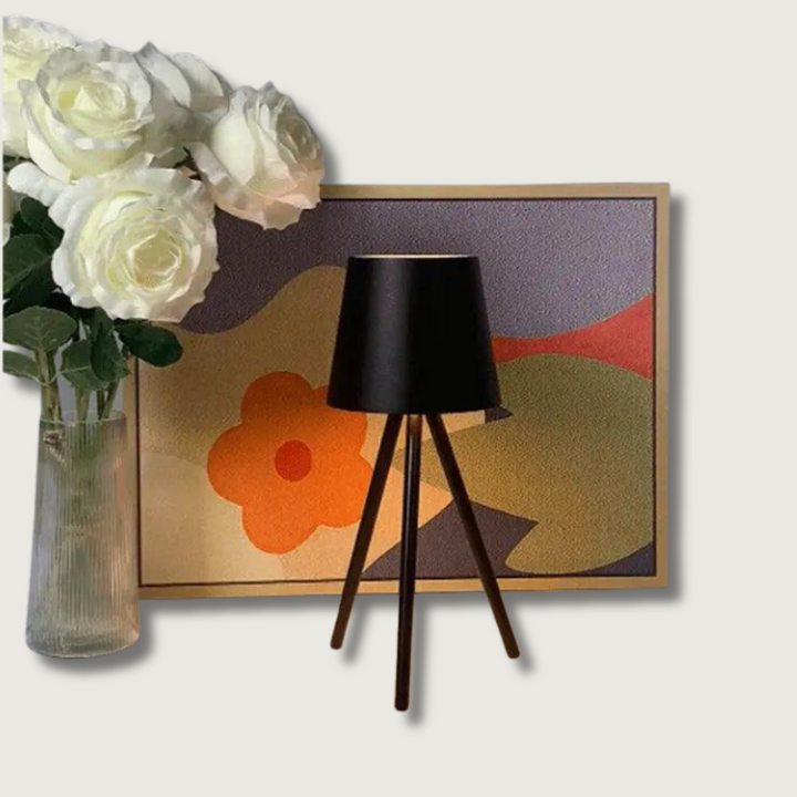 Lisslune | LumaStand - Sleek Tripod Table Light