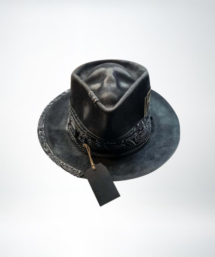 Lisslune | Artisan Skull Hat – Handmade Beanie with Skull Print for Unique Streetstyle