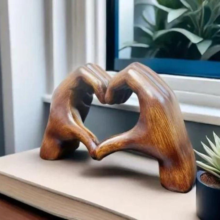 Lisslune | LoveSculpt Handcrafted Wooden Heart Decoration – Symbol of Love & Connection for Home Decor