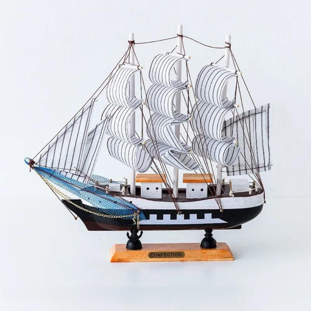 Lisslune | Royaleva Nordic Wood Sailboat Sculpture - LED illuminated decorative piece, battery-operated