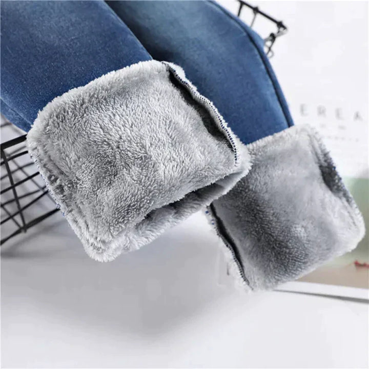 Lisslune | Stretchable Thermo-Jeans