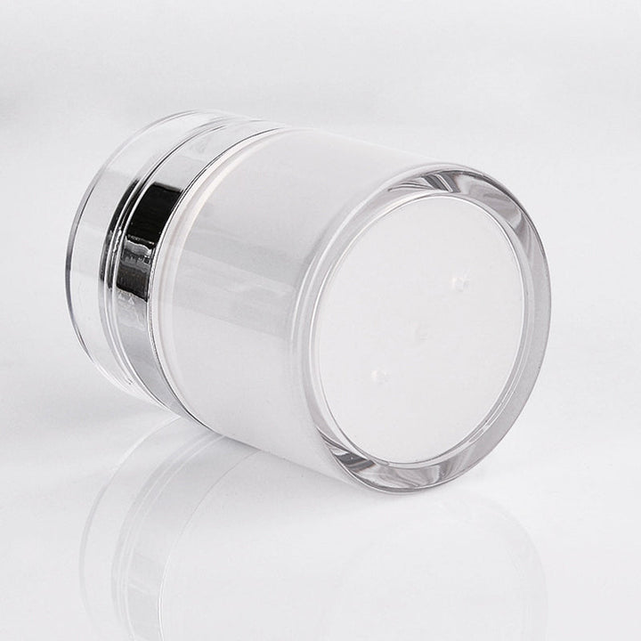 Lisslune | Vacuum bottle for face cream dispensing made of acrylic