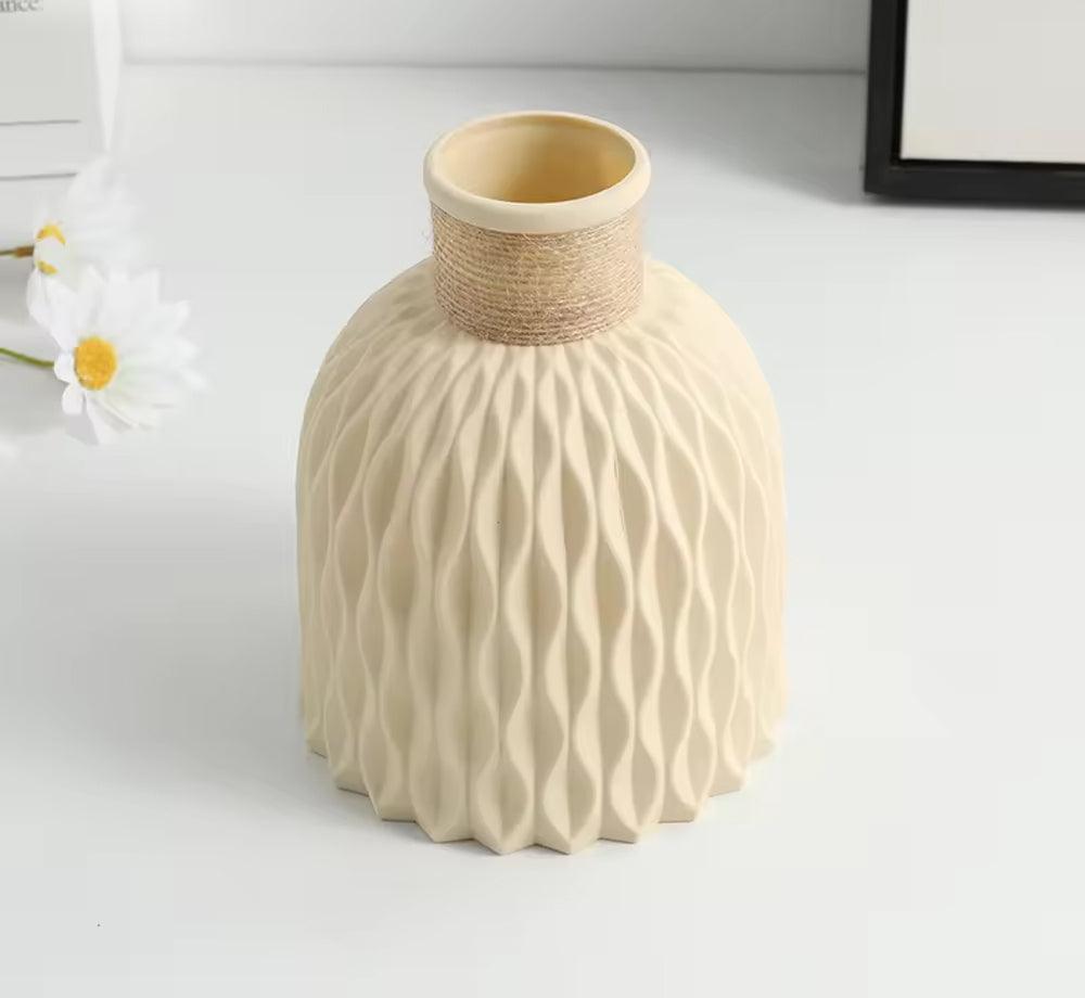 Lisslune | VividVase - Chic ceramic vase for fresh flower arrangements