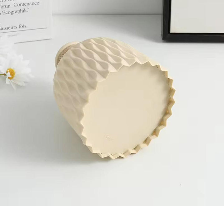 Lisslune | VividVase - Stylish ceramic vase for fresh flower arrangements