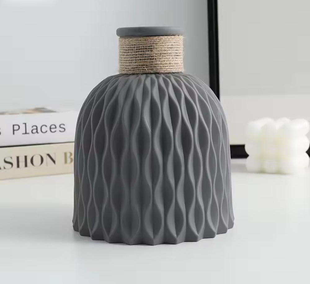 Lisslune | VividVase - Chic ceramic vase for fresh flower arrangements