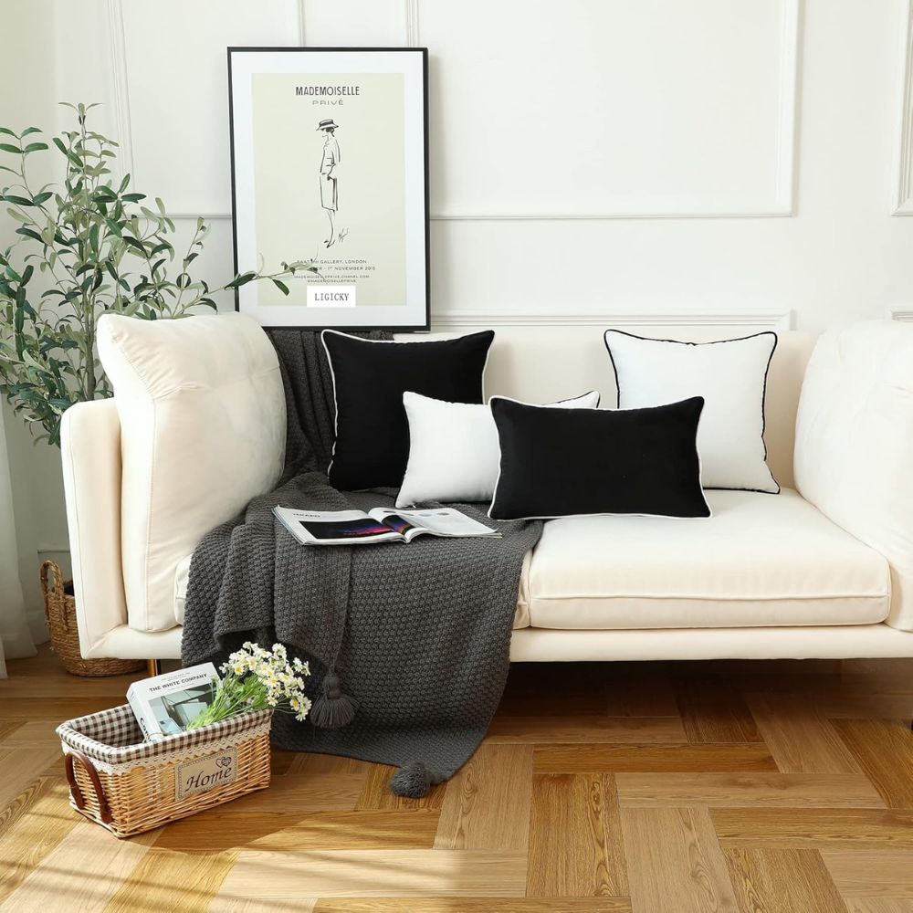 Lisslune | Velora Velvet Cushion Cover