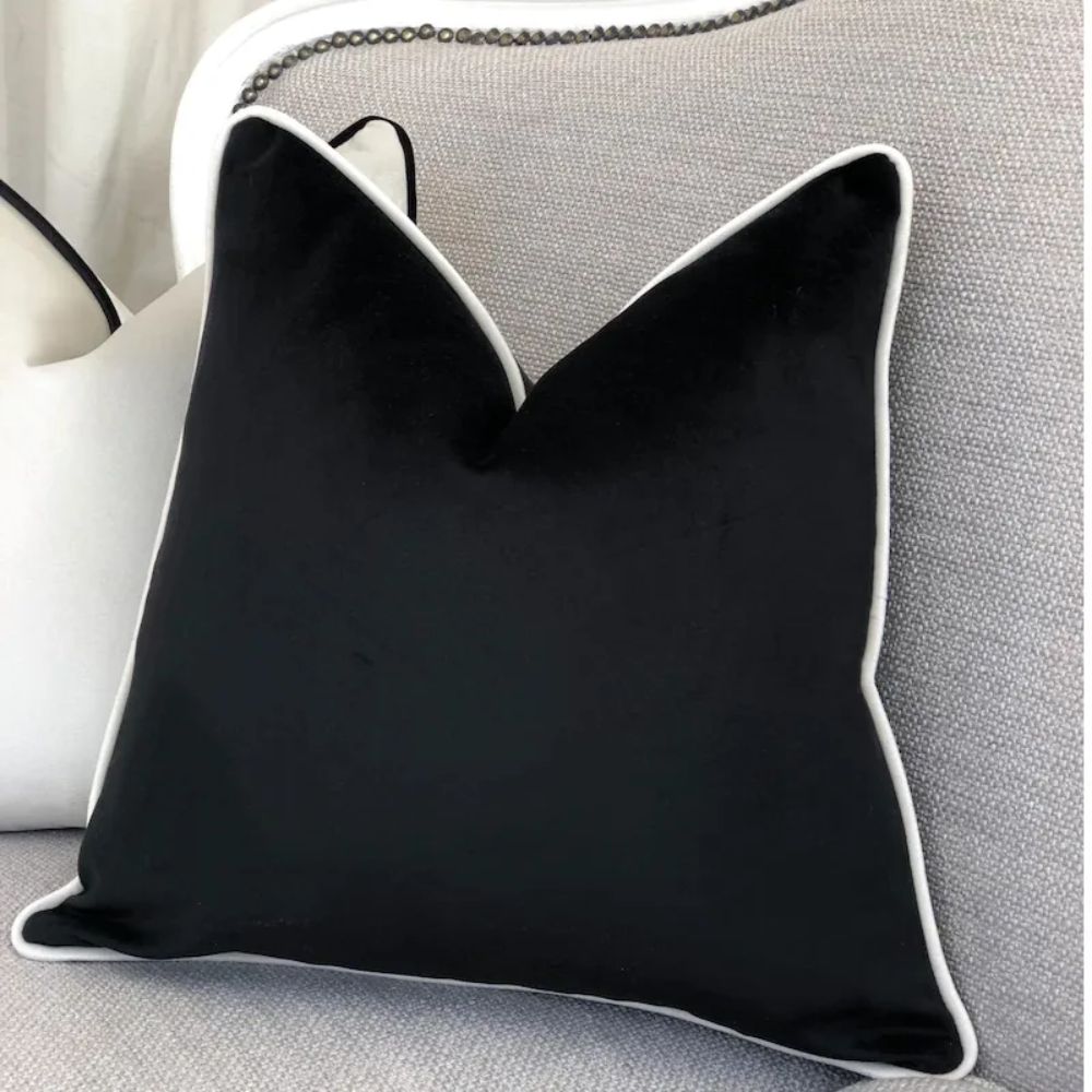 Lisslune | Velora Velvet Cushion Cover