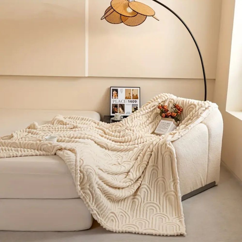 Lisslune | Velura Arch Plush Blanket