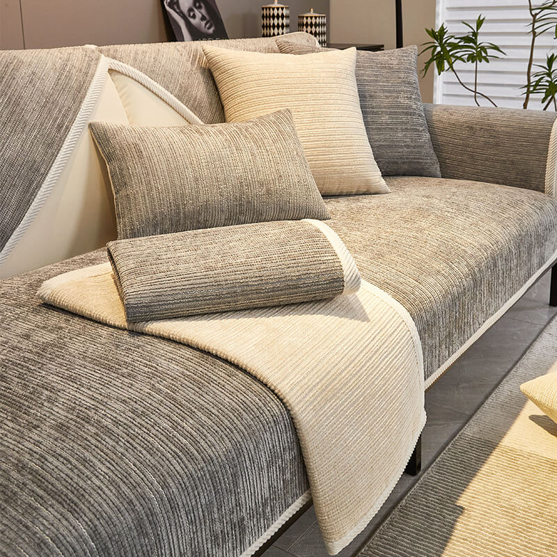 Lisslune | SofaShield Luxe Anti-scratch Sofa Cover – Scratch-resistant Chenille Protection for Pets