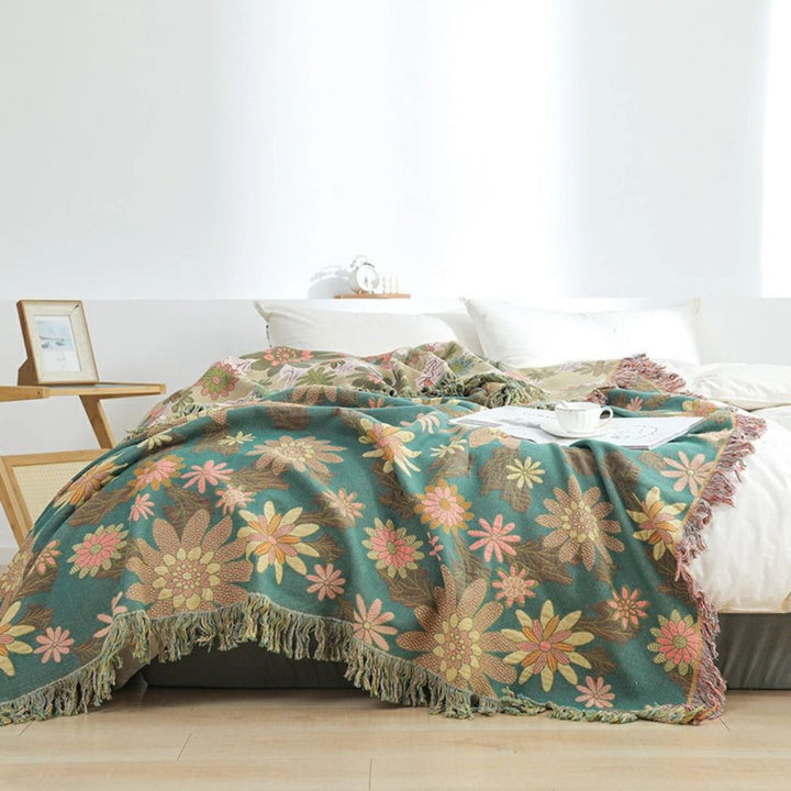 Lisslune | Verdant Bloom Reversible Jacquard Blanket