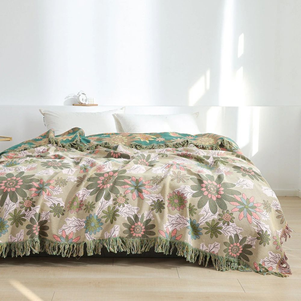 Lisslune | Verdant Bloom Reversible Jacquard Blanket