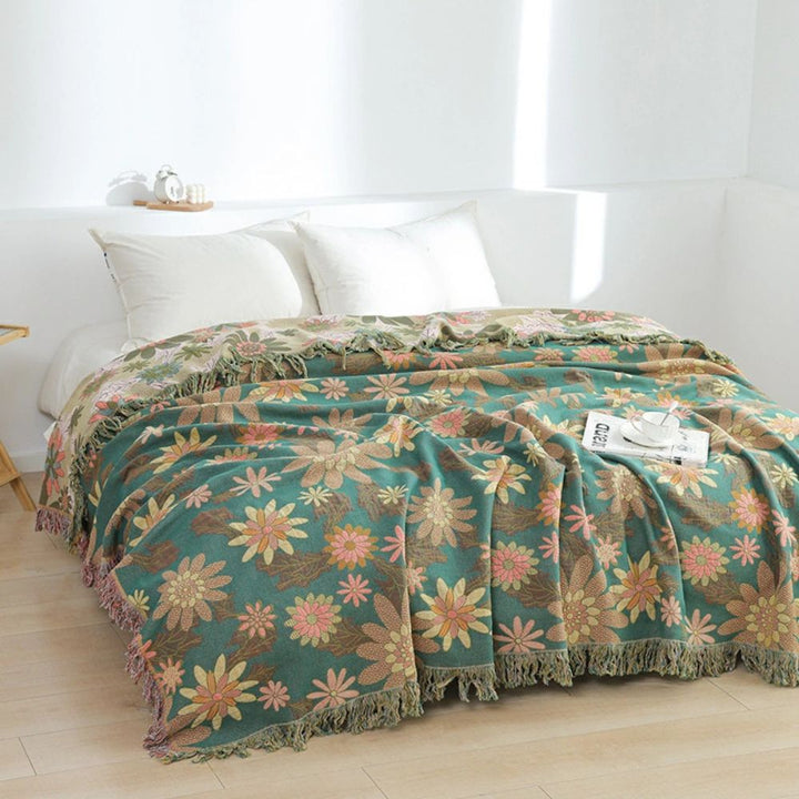 Lisslune | Verdant Bloom Reversible Jacquard Blanket