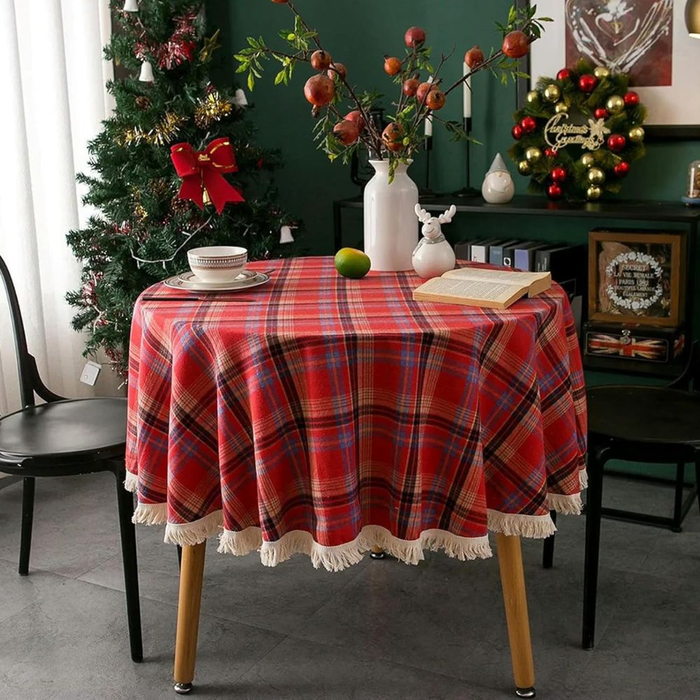 Lisslune | Vintage Holiday Plaid Round Tablecloth