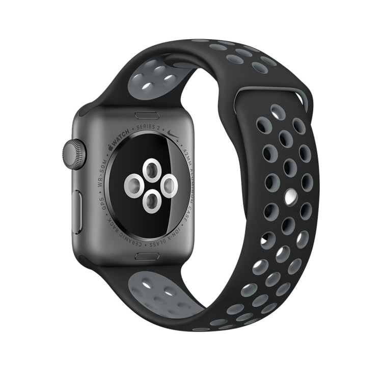 Lisslune | For Apple Watch Series 10 42mm / 9&8&7 41mm / SE 3&SE 2&6&SE&5&4 40mm / 3&2&1 38mm Fashion Classic Silicone Sport Band (Black Gray)