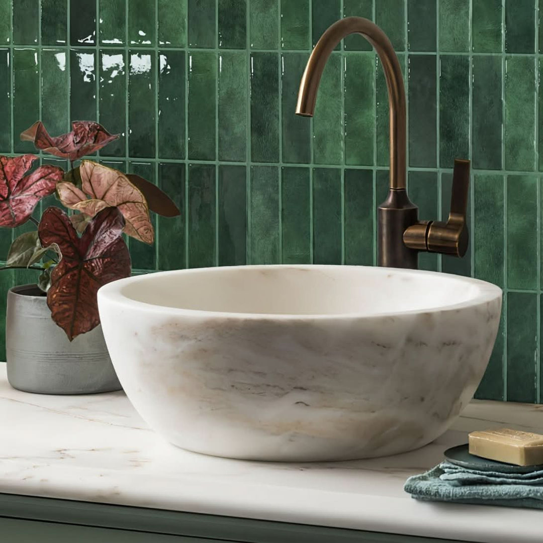 Lisslune | Self-adhesive wall tiles for modern room design