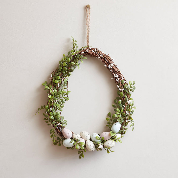 Lisslune | 35cm Easter wreath decoration in egg shape with micro fairy lights