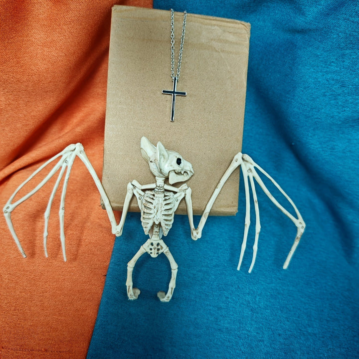 Lisslune | SpookySkeleton – Gothic Wall Art Hanging Ornament for Halloween