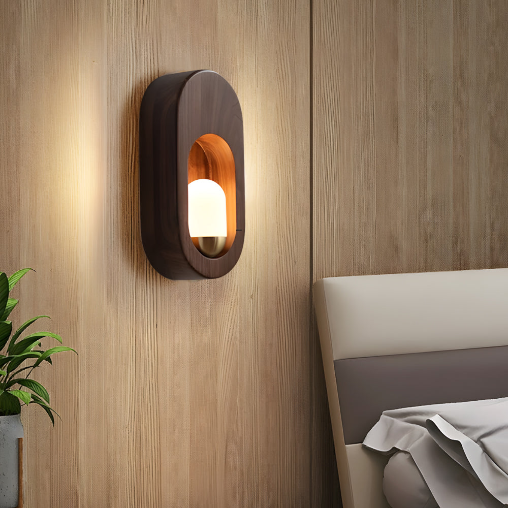 Lisslune | Glow - Modern, curved wall light with gentle LED light