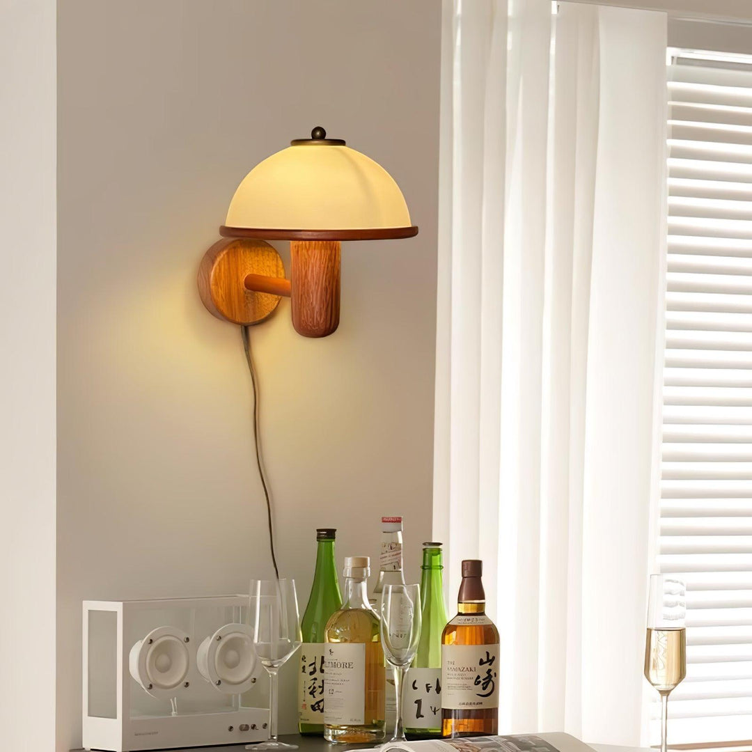 Lisslune | Nordlys Nature Wall Light – Mushroom-shaped Wood-look Decor