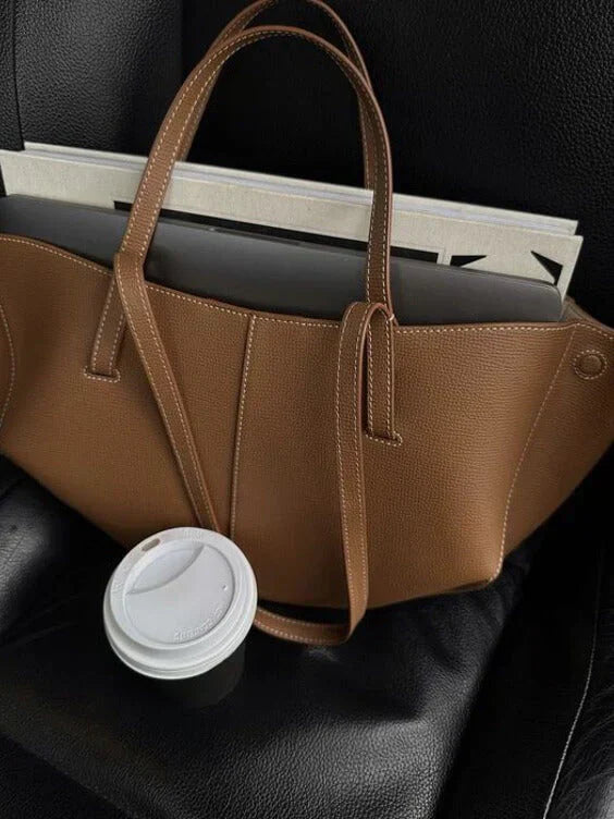 Lisslune | Voss – Vintage Leather Shoulder Bag for Women | Spacious, Elegant & Timeless Design