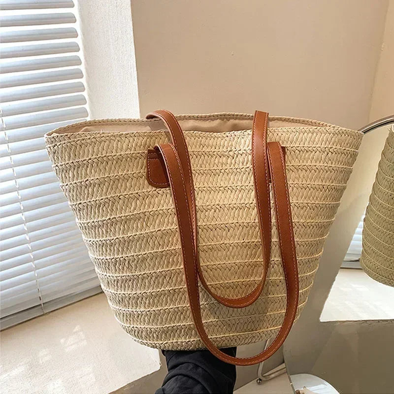 Lisslune | Basket Shoulder Bag for Women – Woven Design – practical and spacious – versatile carrying options – Wall Clock