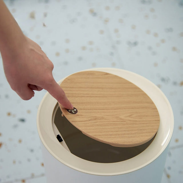Lisslune | ClassiBin - Elevated Waste Container