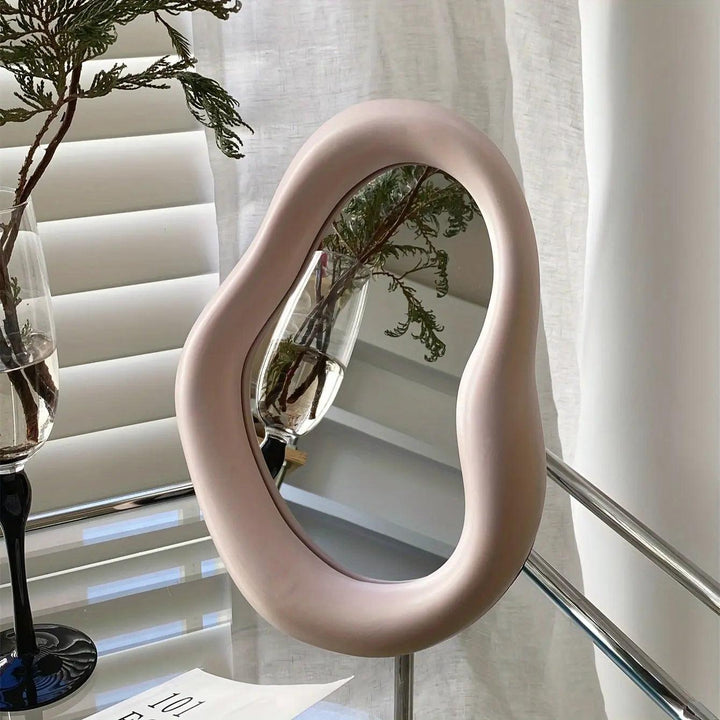 Lisslune | ReflectaCharm - Timeless Vintage Mirror