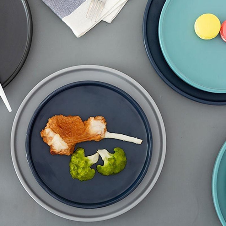 Lisslune | BarnTable - Classic Farm Melamine Dinnerware Set