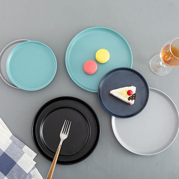 Lisslune | BarnTable - Classic Farm Melamine Dinnerware Set