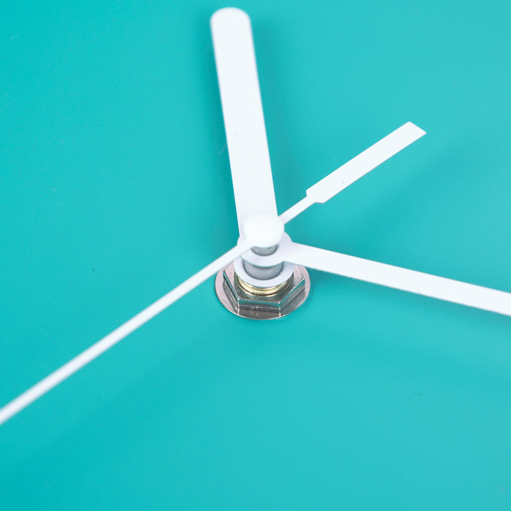Lisslune | Minimalistic 3D Tick Marks Wall Clock
