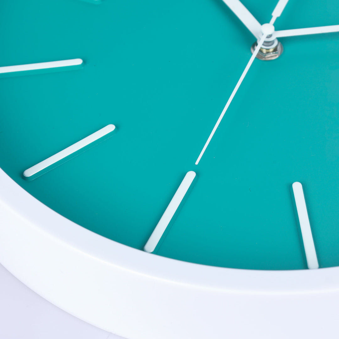 Lisslune | Minimalistic 3D Tick Marks Wall Clock