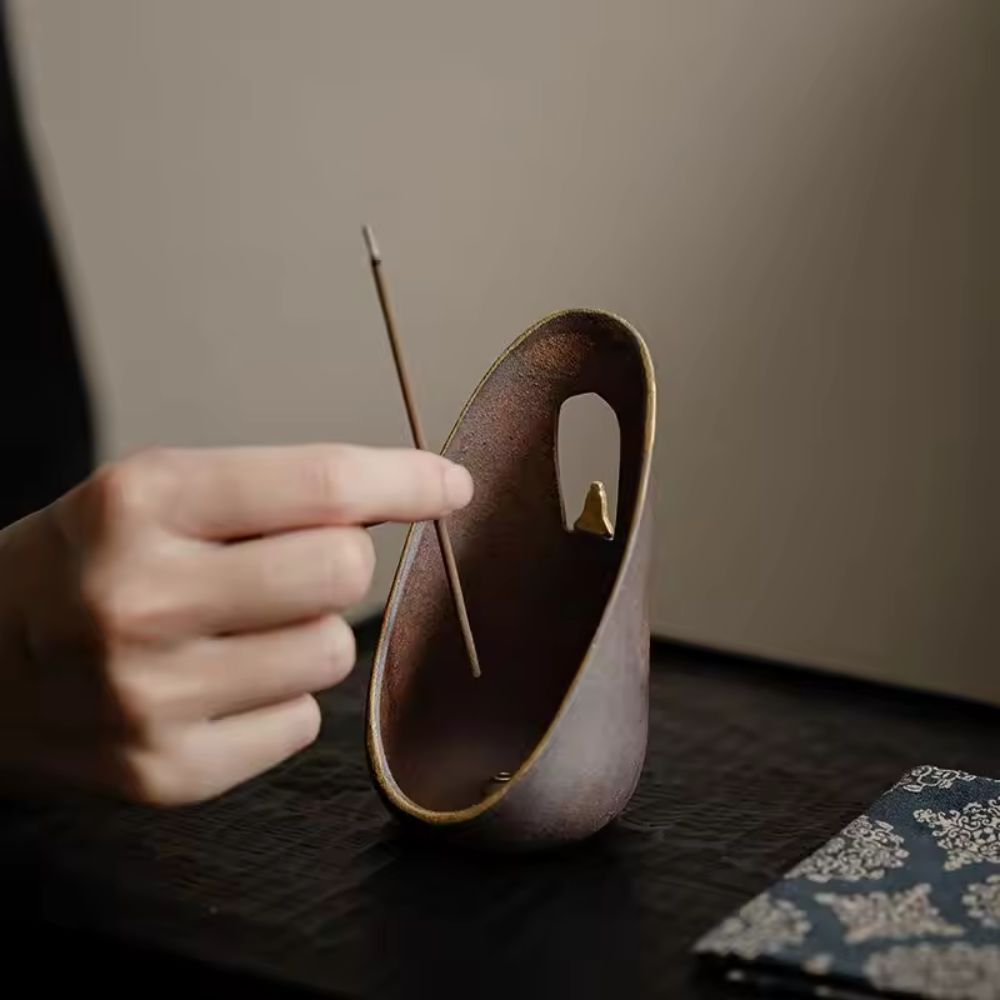 Lisslune | Zen Flow Ceramic Incense Holder