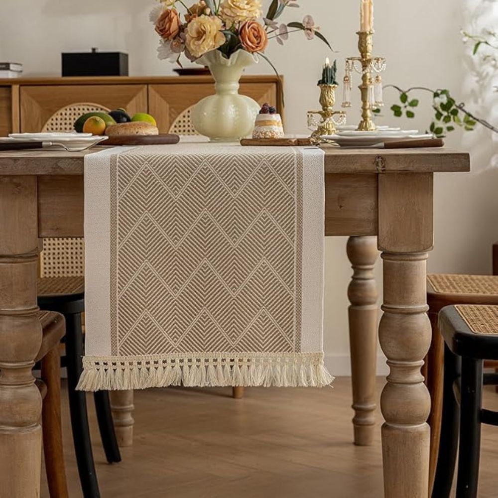 Lisslune | Zigzag Loom Table Runner
