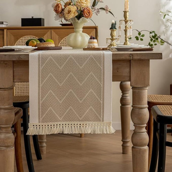 Lisslune | Zigzag Loom Table Runner