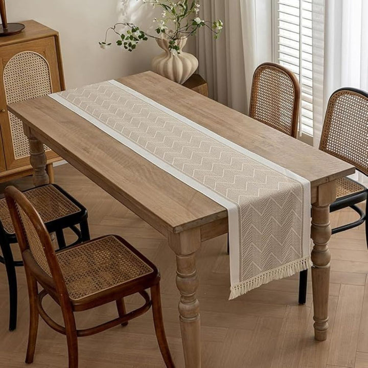 Lisslune | Zigzag Loom Table Runner