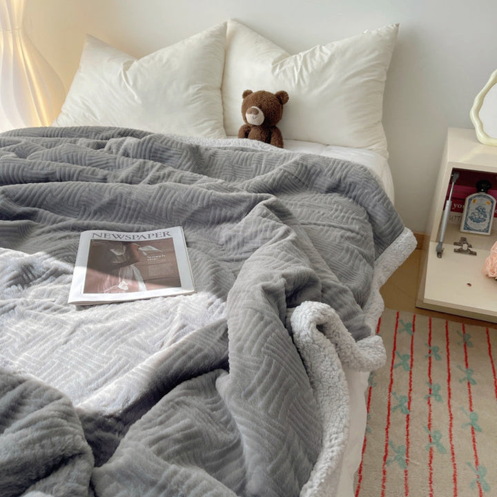 Lisslune | Seraphina Soft Jacquard Rabbit Plush Blanket