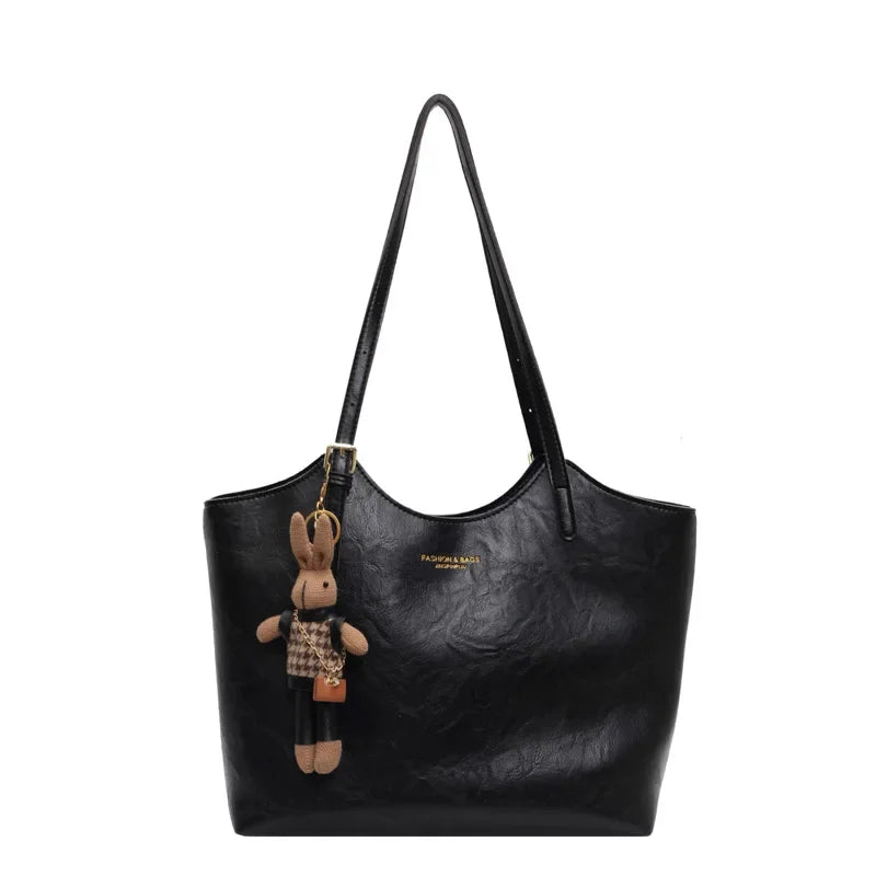 Lisslune | Mirella | Classic Women’s Shopper Bag with Charm – Elegant, Spacious & Timeless