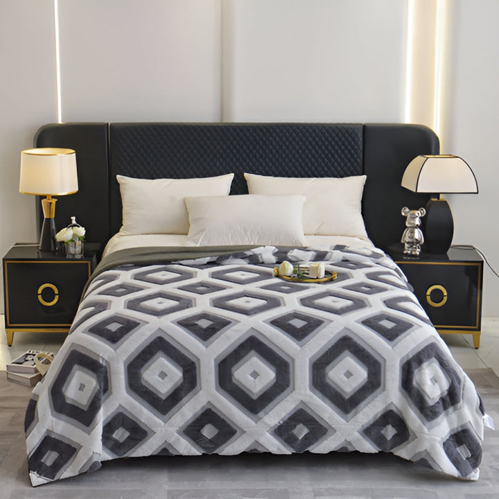 Lisslune | Zyra Double Layer Geometric Throw Blanket
