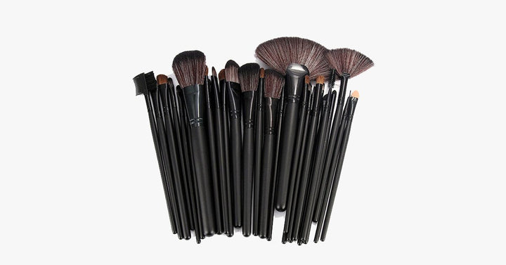 Lisslune | Black Makeup Brush Set with 32 Brushes and Case – A Complete Makeup Savior