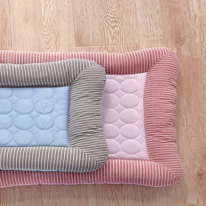 Lisslune | CoolPaws Relaxmat – Cooling Pet Bed for Summer Comfort