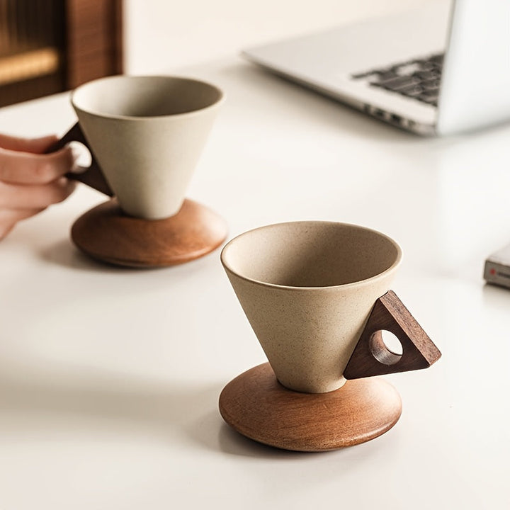 Lisslune | BaristaLuxe Ceramic Coffee Cup 250ml – Handmade with Wooden Handle and Coaster